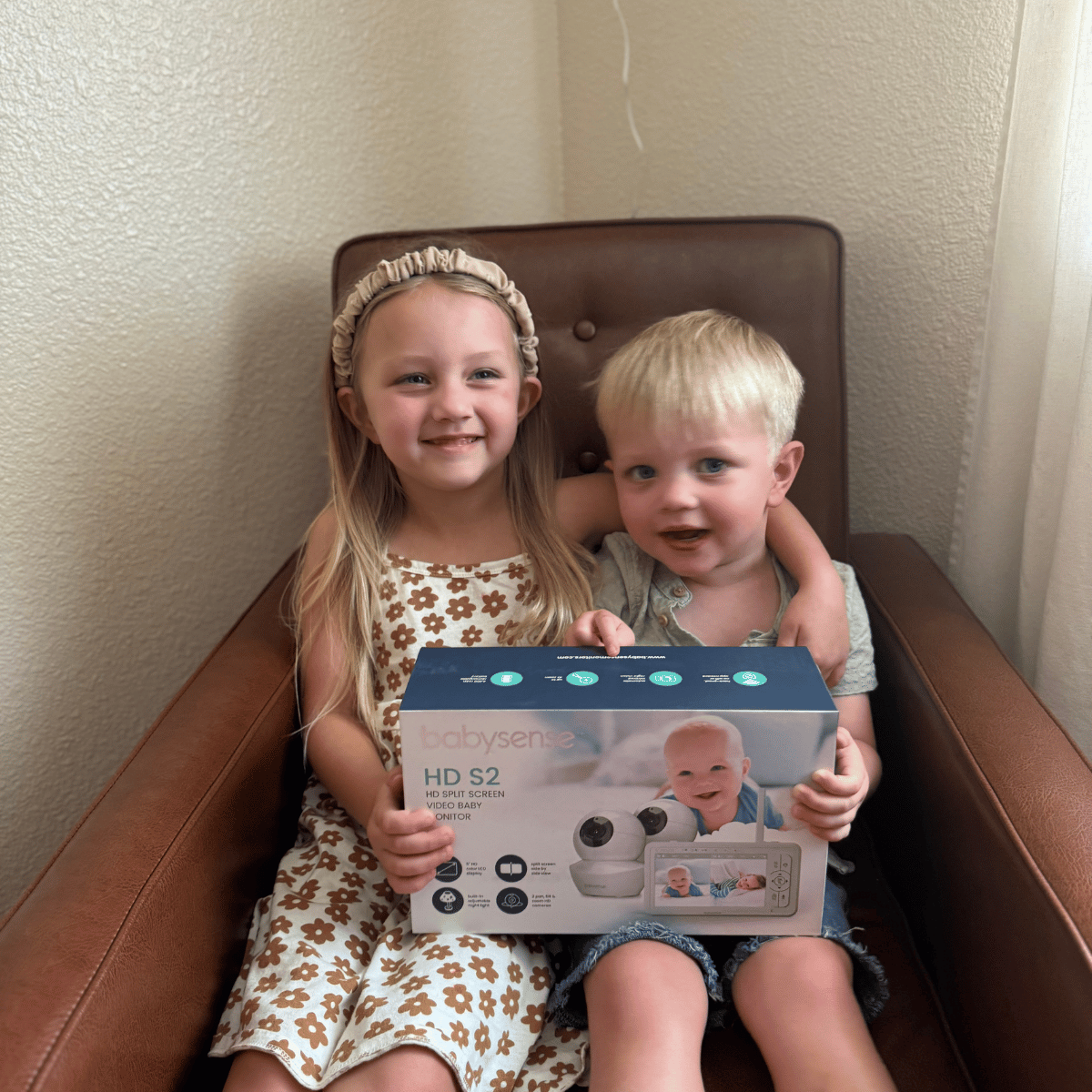 Babysense HD S2: Baby monitor per Neonati con 3 Telecamere, Schermo Diviso e Luce Notturna